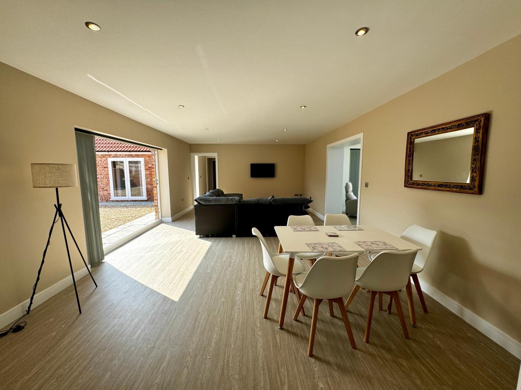 Luxury Isla Cottages, Bourne! Dog-Friendly, Countryside Views, Garden, Parking, 5Mins Pubs - Family Holiday 외부 사진