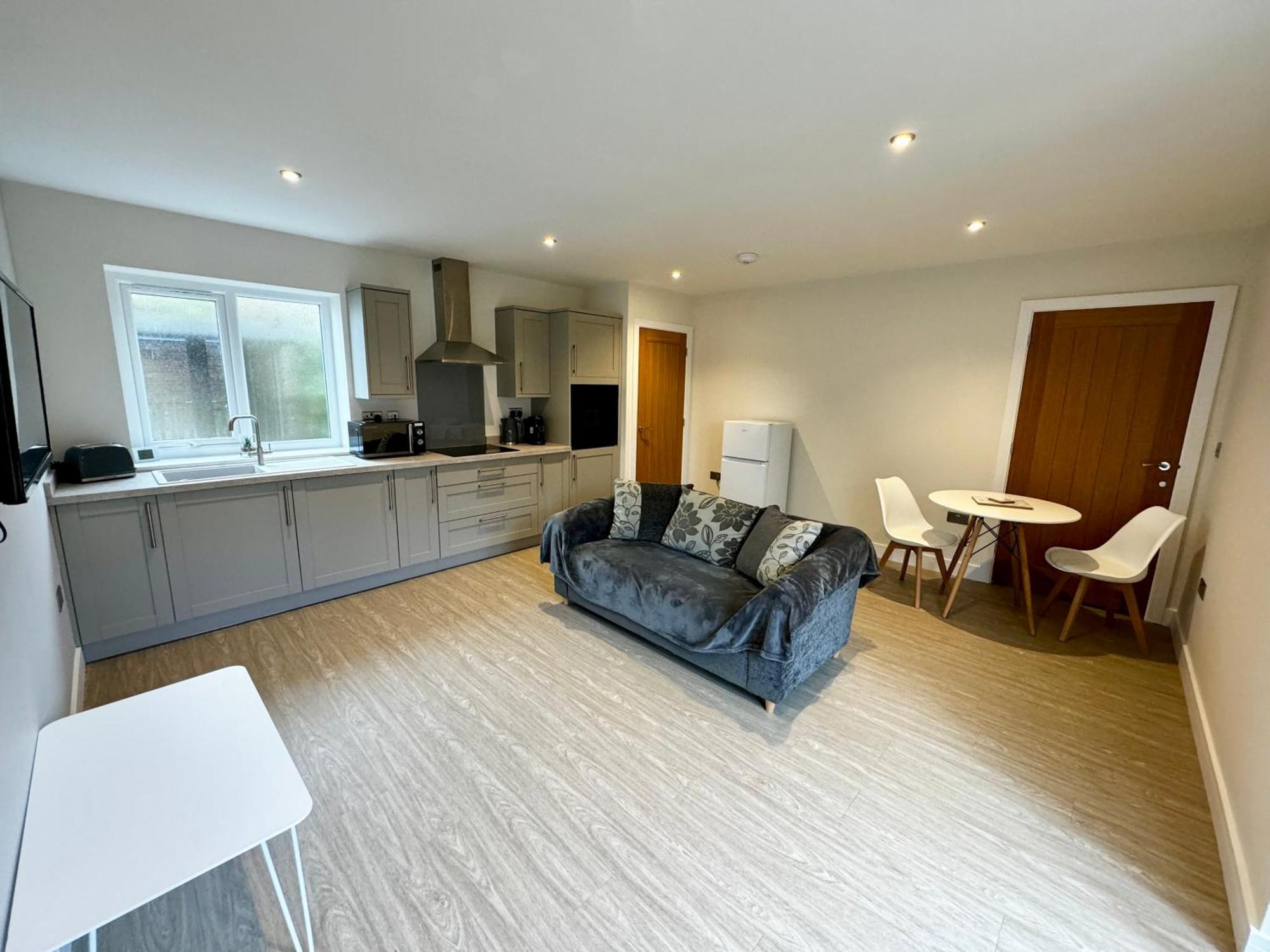 Luxury Isla Cottages, Bourne! Dog-Friendly, Countryside Views, Garden, Parking, 5Mins Pubs - Family Holiday 객실 사진