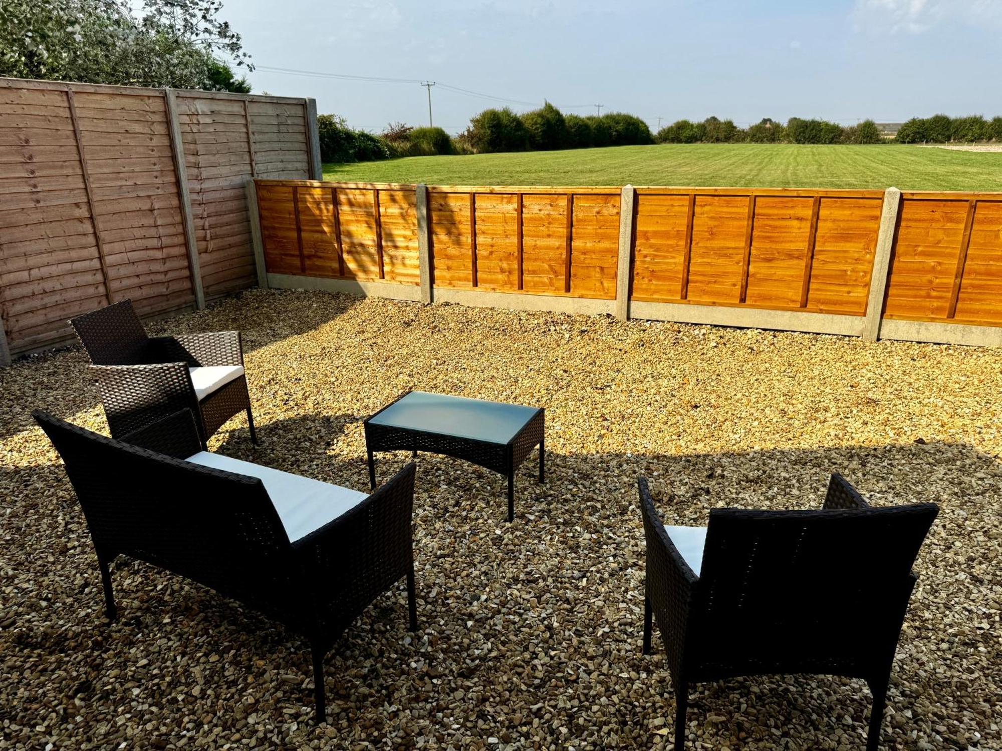 Luxury Isla Cottages, Bourne! Dog-Friendly, Countryside Views, Garden, Parking, 5Mins Pubs - Family Holiday 외부 사진