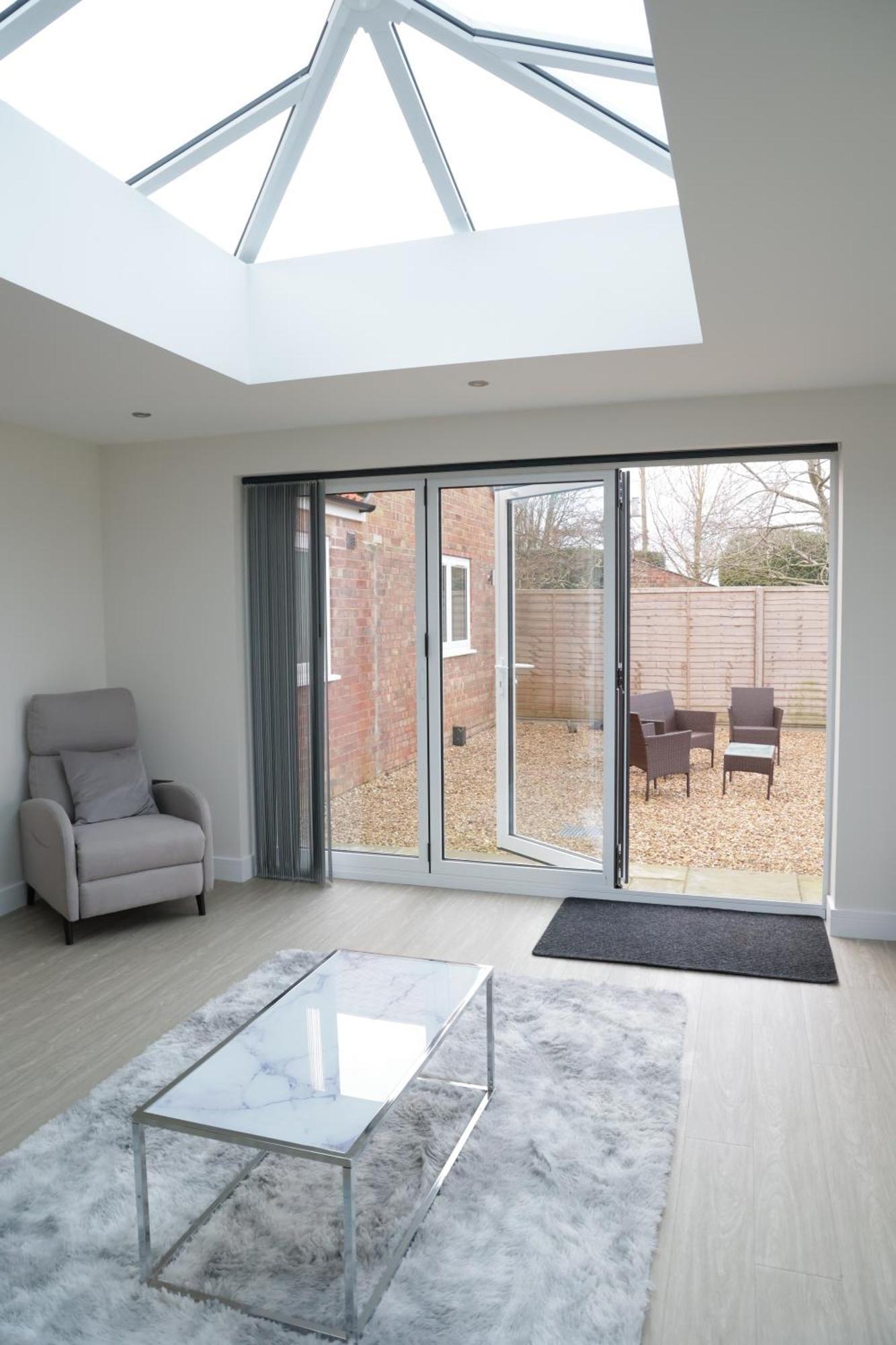 Luxury Isla Cottages, Bourne! Dog-Friendly, Countryside Views, Garden, Parking, 5Mins Pubs - Family Holiday 외부 사진